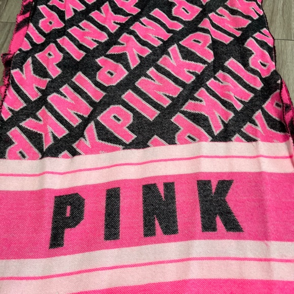 VS PINK Oversized Blanket Scarf and PINK Lanyard - Picture 2 of 4